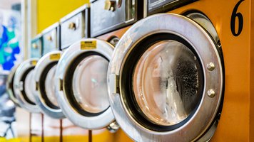 laundromat washing machines